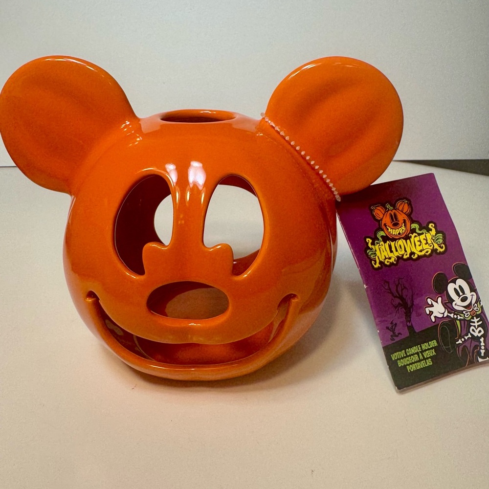 NWT. Disney Votive Candle Holder. Disney World Parks Mickey Mouse pumpkin